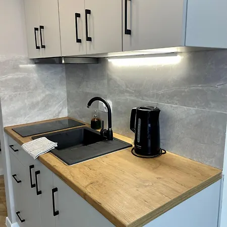 Apartment Przytulny Niedaleko Radomskiego Centrum Sportu *