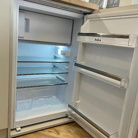 Przytulny Niedaleko Radomskiego Centrum Sportu Apartment Radom