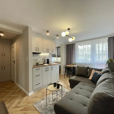 Przytulny Niedaleko Radomskiego Centrum Sportu Radom