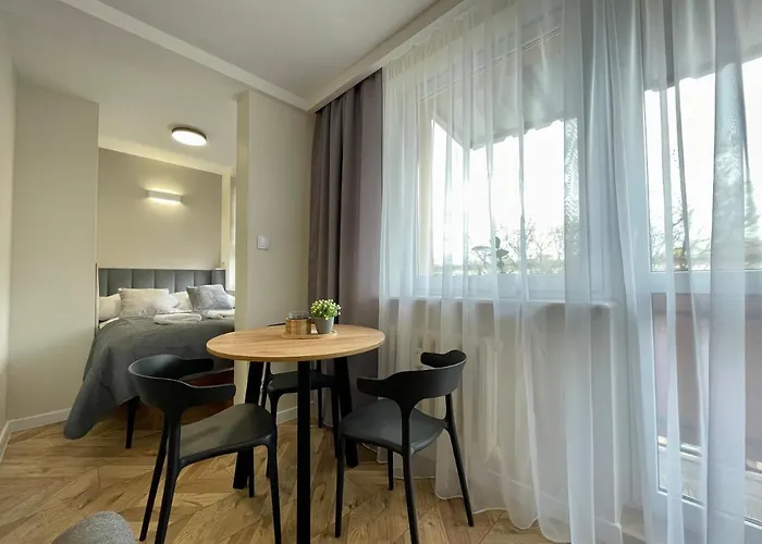 Przytulny Niedaleko Radomskiego Centrum Sportu Daire Radom